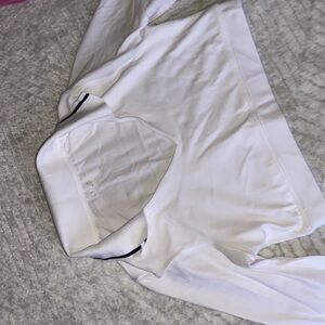 White Long-Sleeve Top with Collar